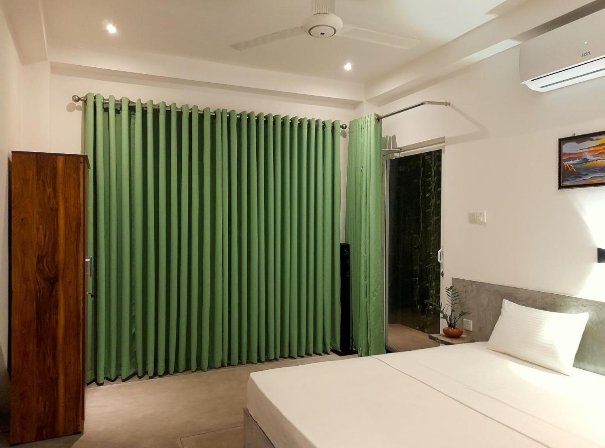 Weligama Bay Watsila Resort Buitenkant foto